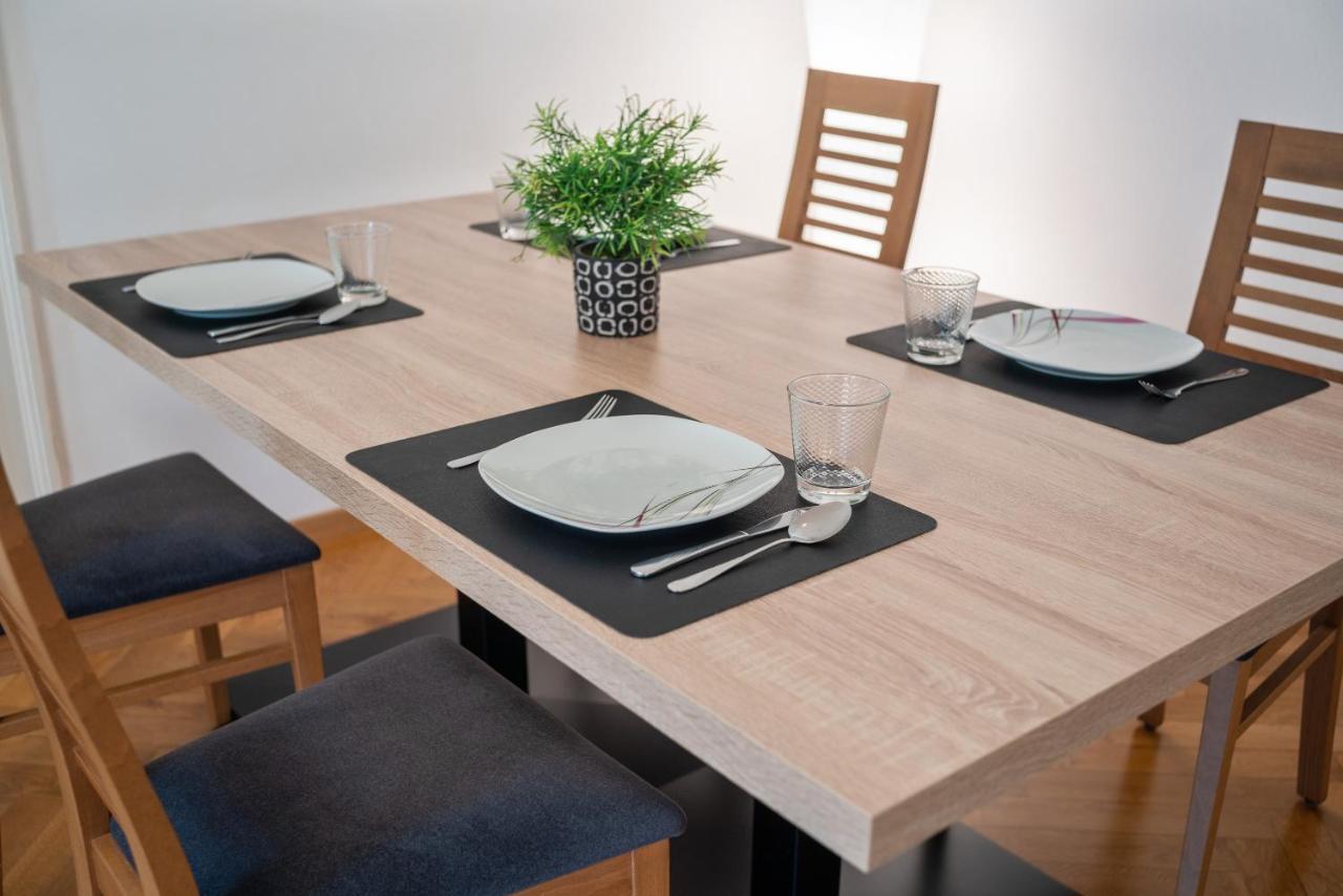 Ferienwohnung Daniela เมราโน ภายนอก รูปภาพ
