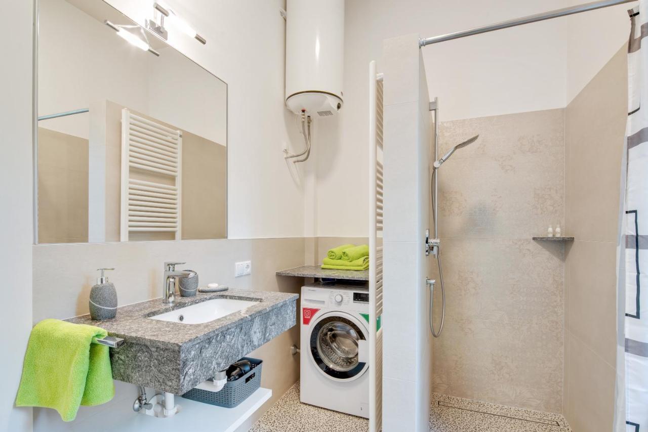 Ferienwohnung Daniela เมราโน ภายนอก รูปภาพ